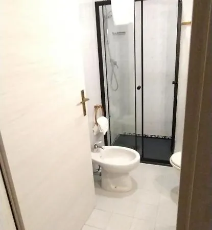Milano Hotel 2*