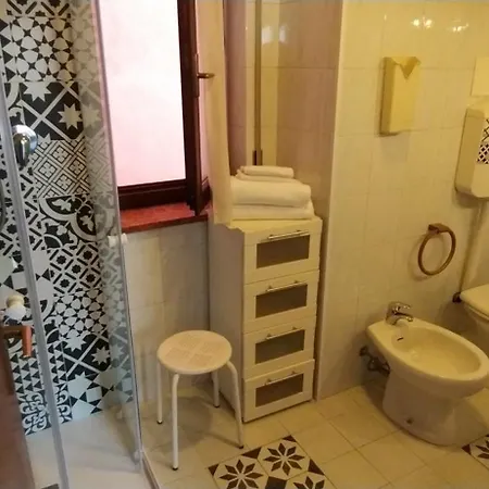 Milano Hotel 2*